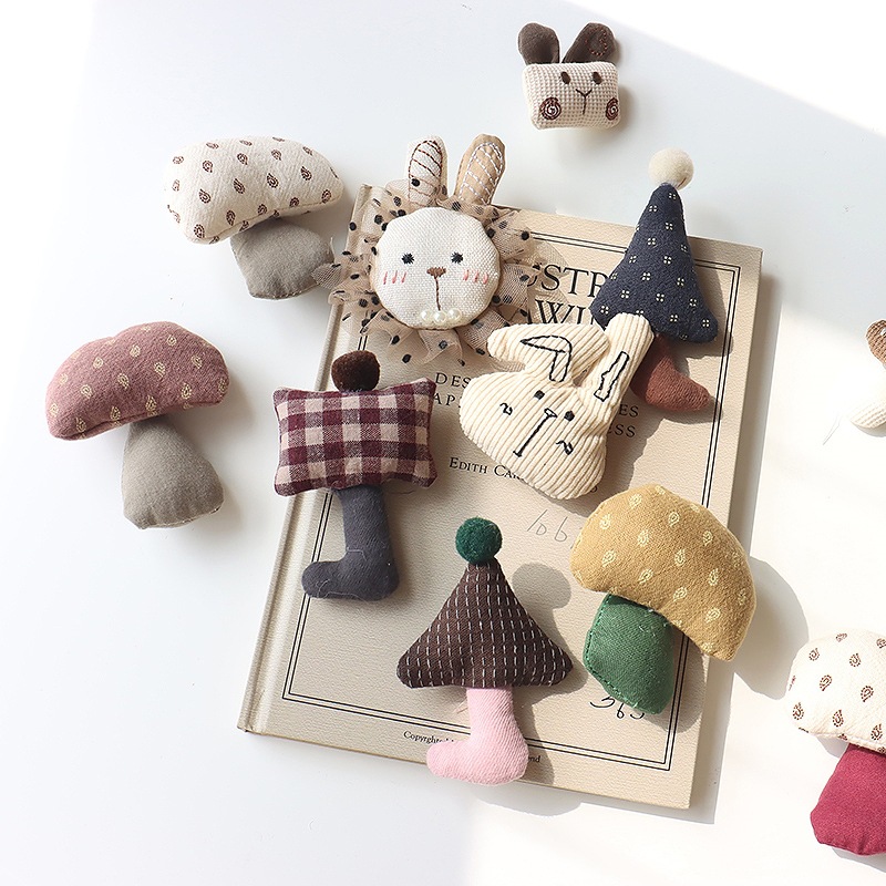 Cute Animal Fabric Brooch and  - Tuxedo Lapel Pin recension och pris